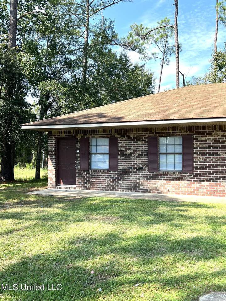 3401 54th Avenue - Photo 1