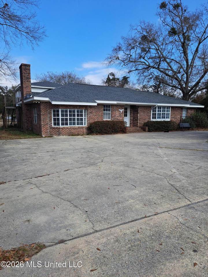 5106 Lawson Avenue - Photo 1
