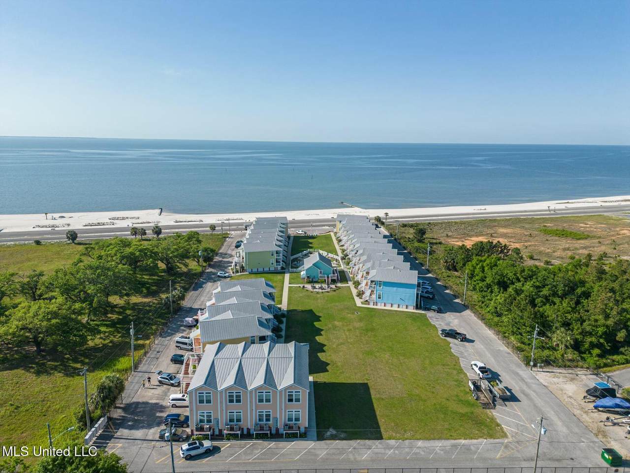 1515 Beach Boulevard - Photo 1