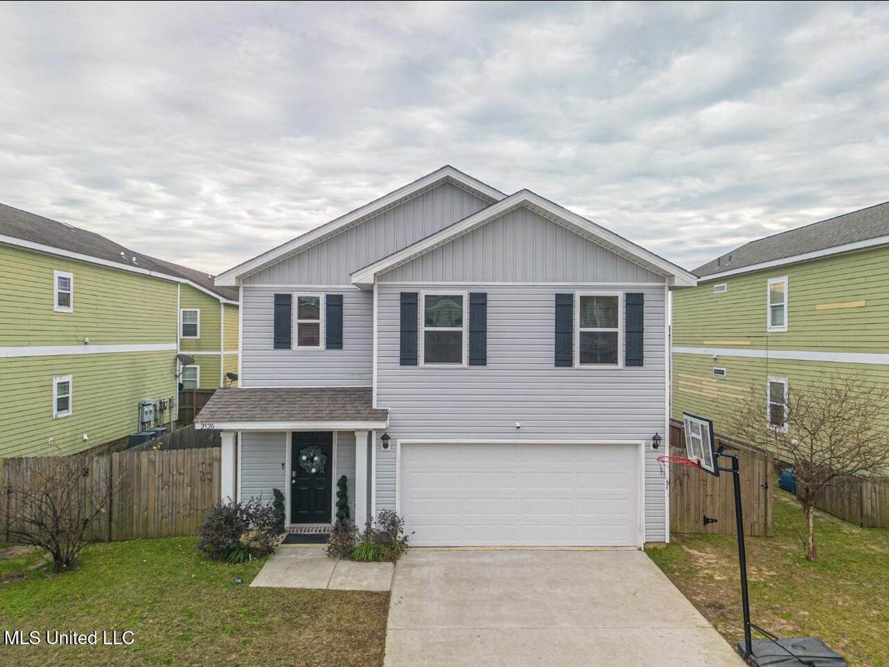 2520 Esplanade Street - Photo 1