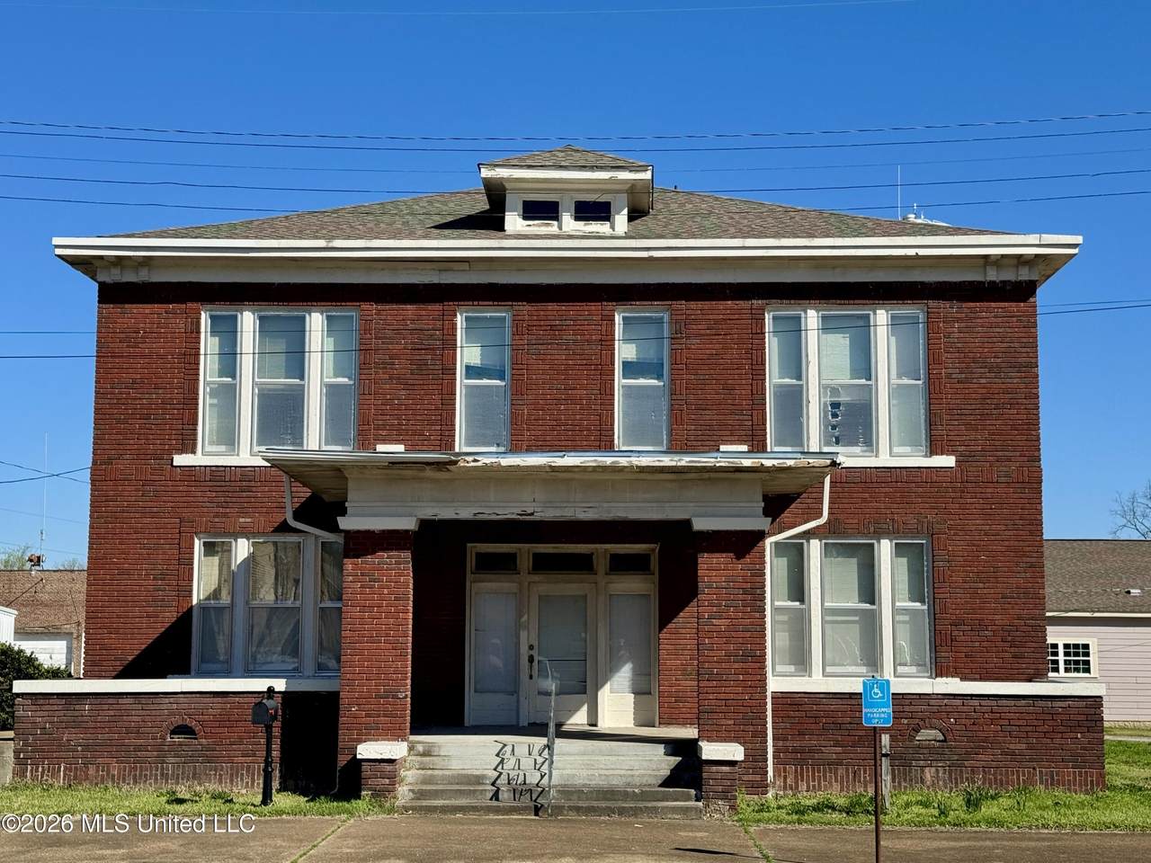 158 College Avenue - Photo 1