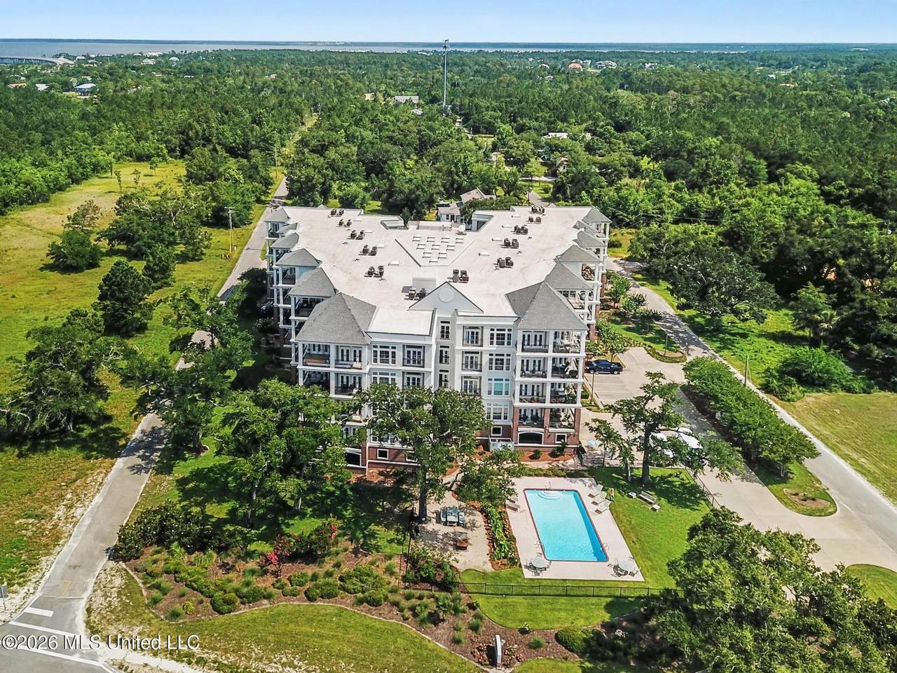 1100 Beach Boulevard - Photo 1
