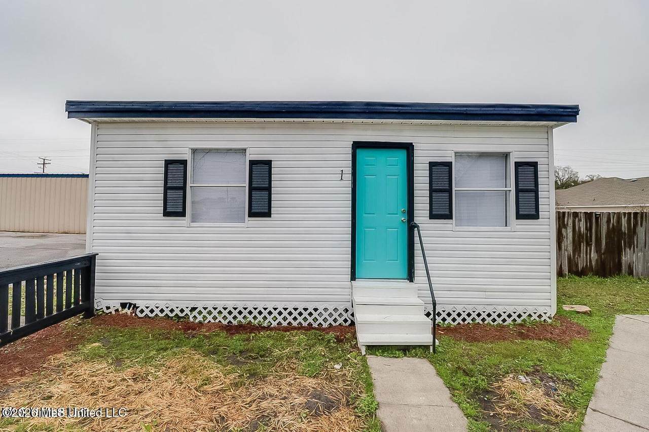1812 Market Street - Photo 1
