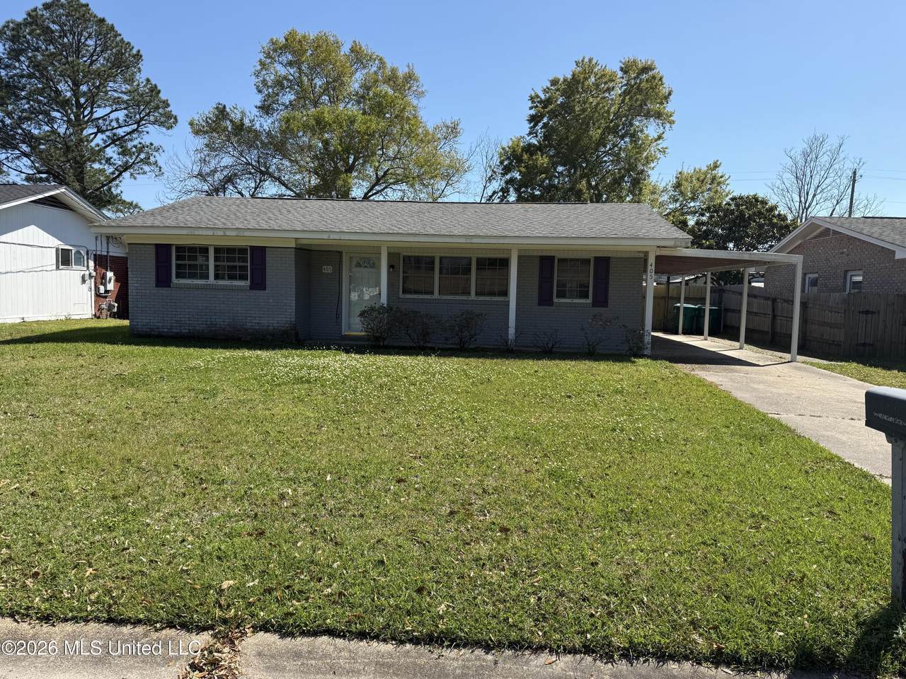 405 Mcguire Circle - Photo 1