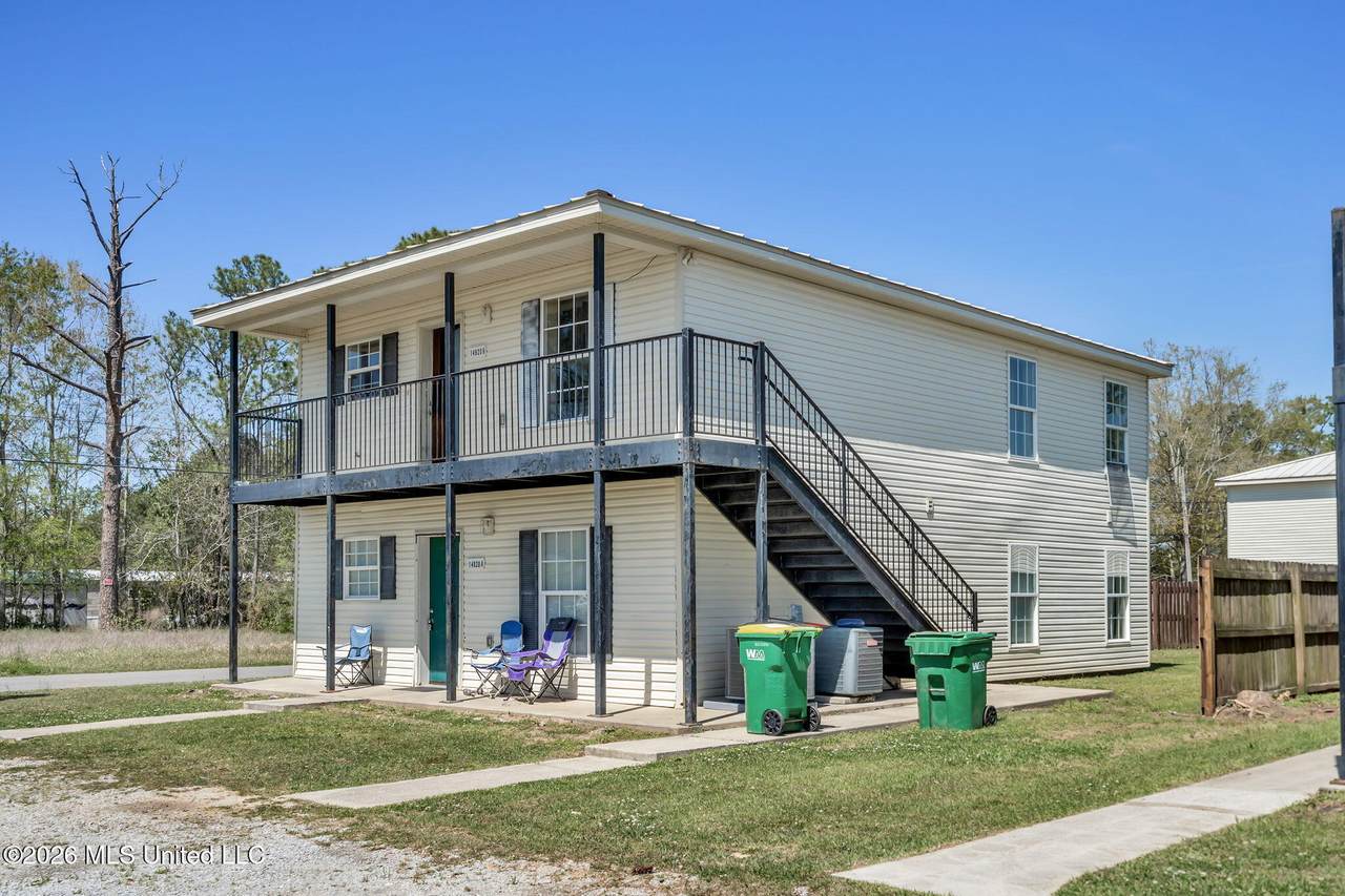 14920 Stacey Street - Photo 1