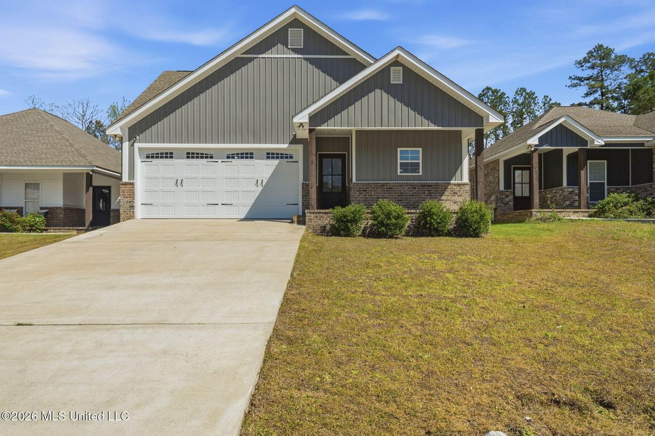 60 Barnes Field Drive - Photo 1