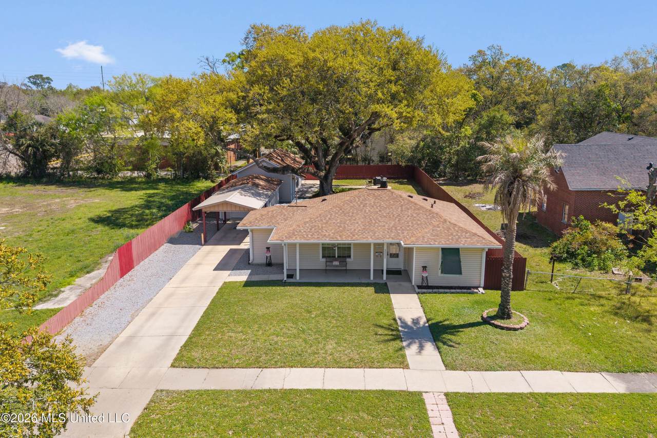 2108 23rd Avenue - Photo 1