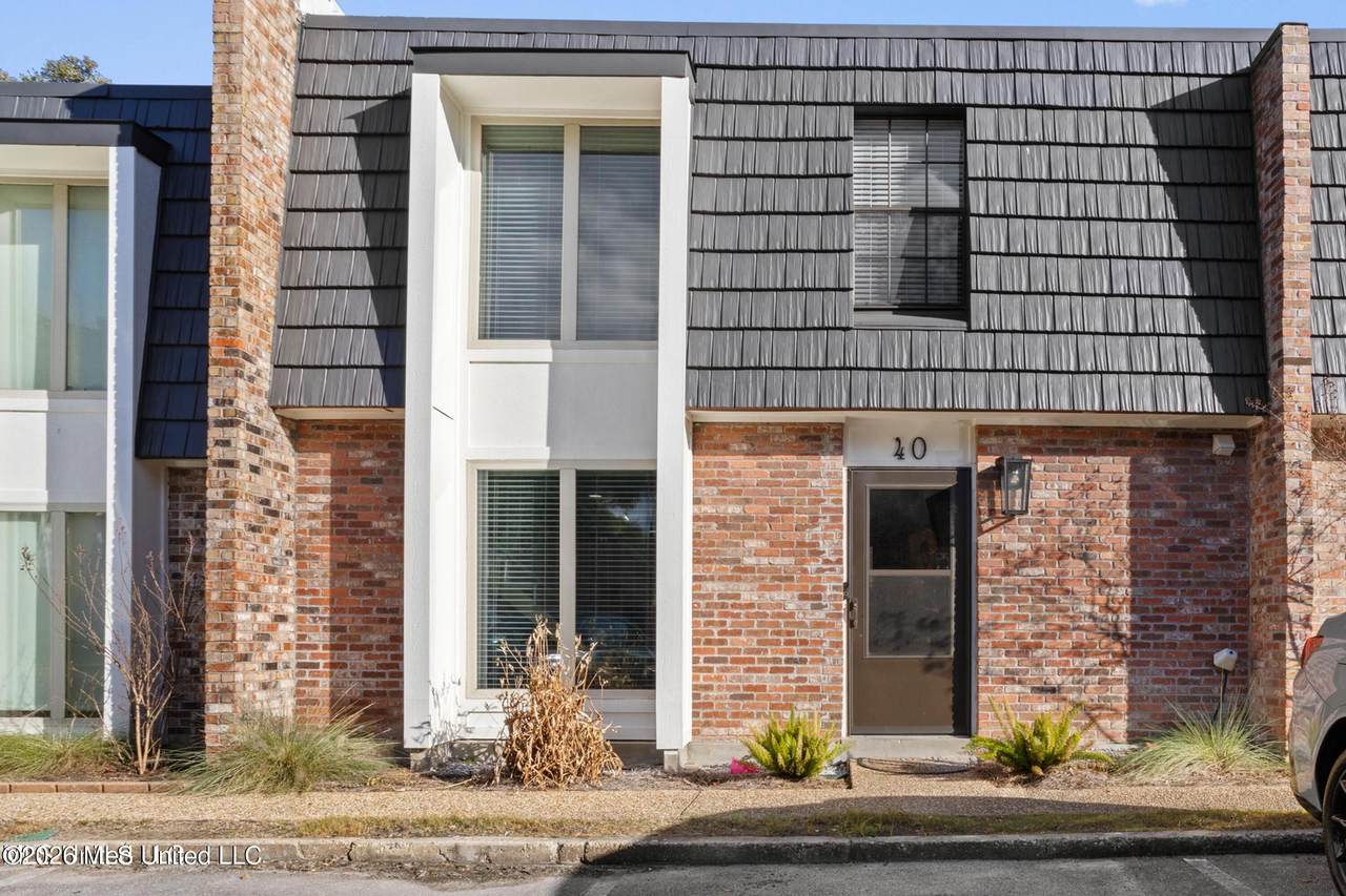 527 Front Beach Drive - Photo 1