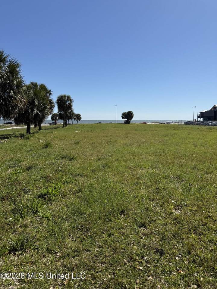960 Beach Drive - Photo 1