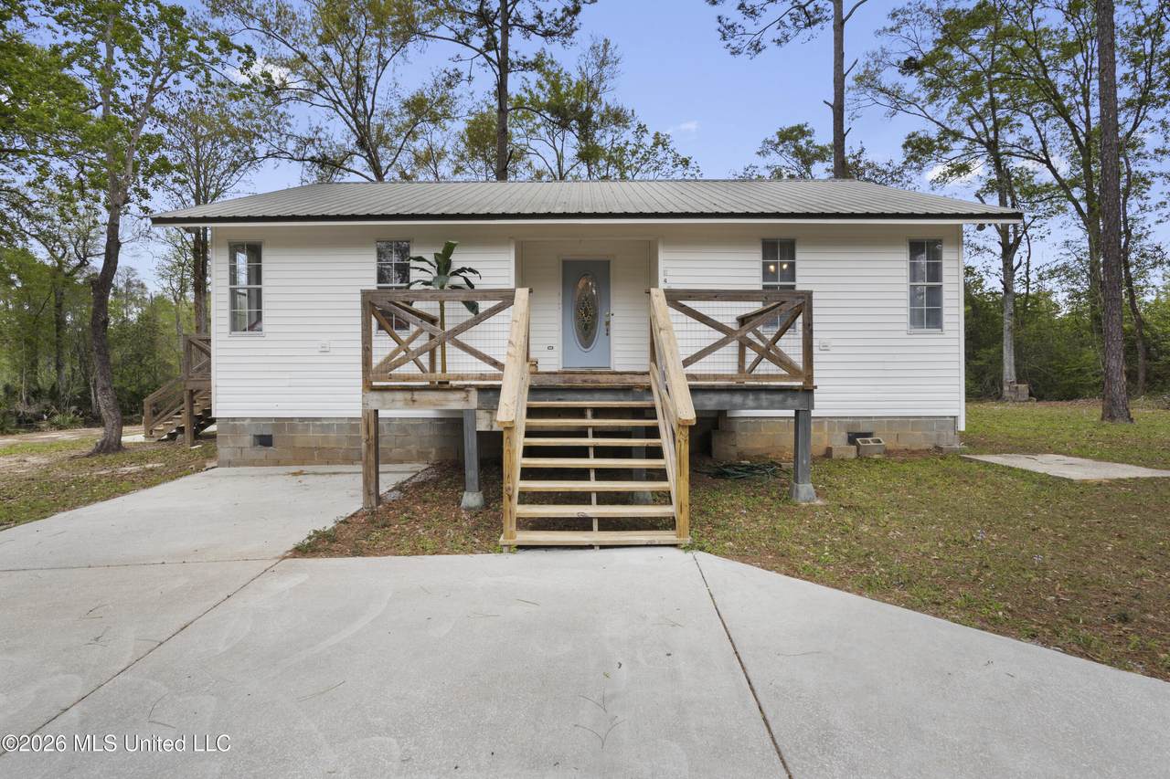 3401 Goldenrod Avenue - Photo 1