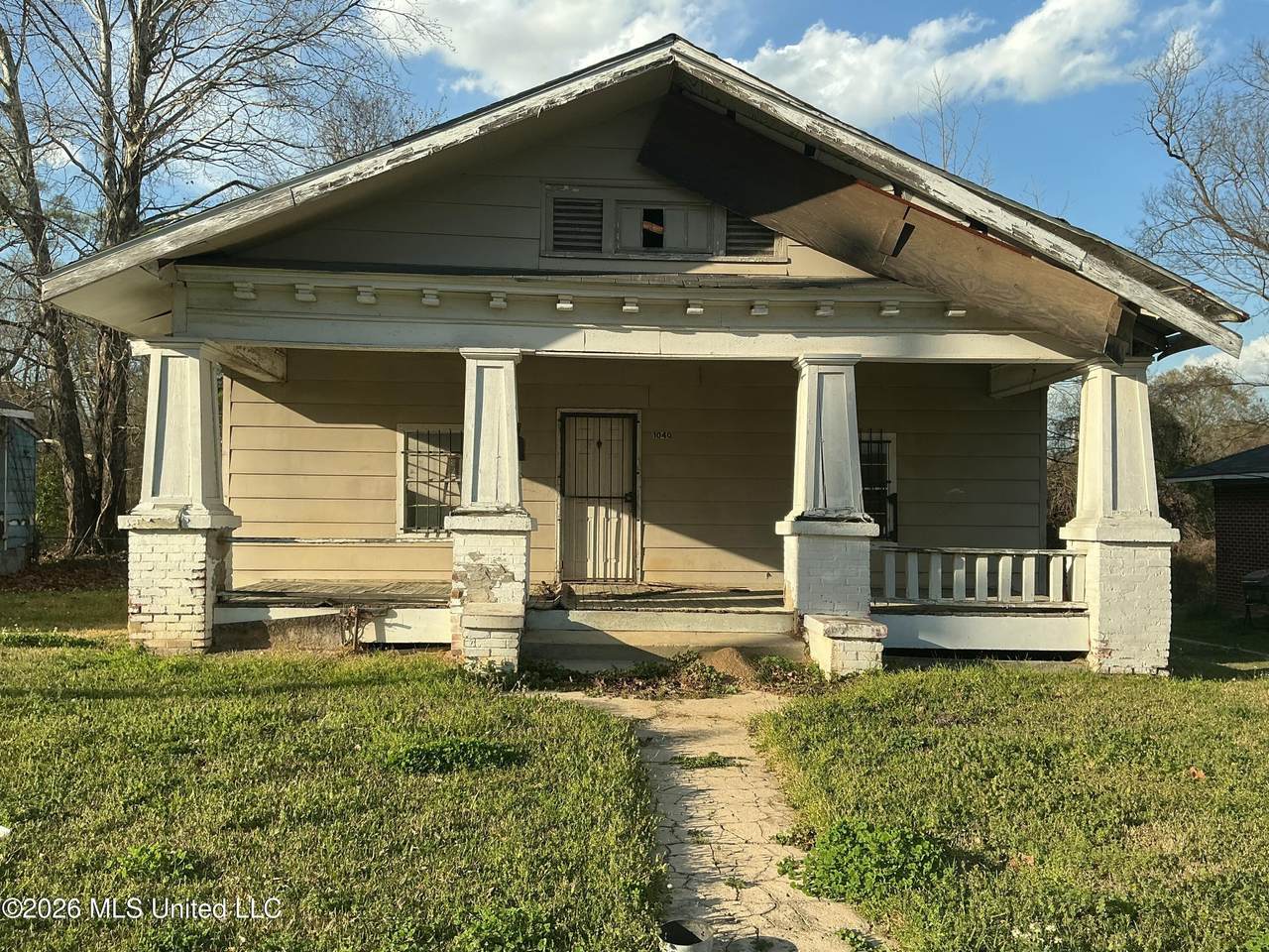 1040 Central Street - Photo 1