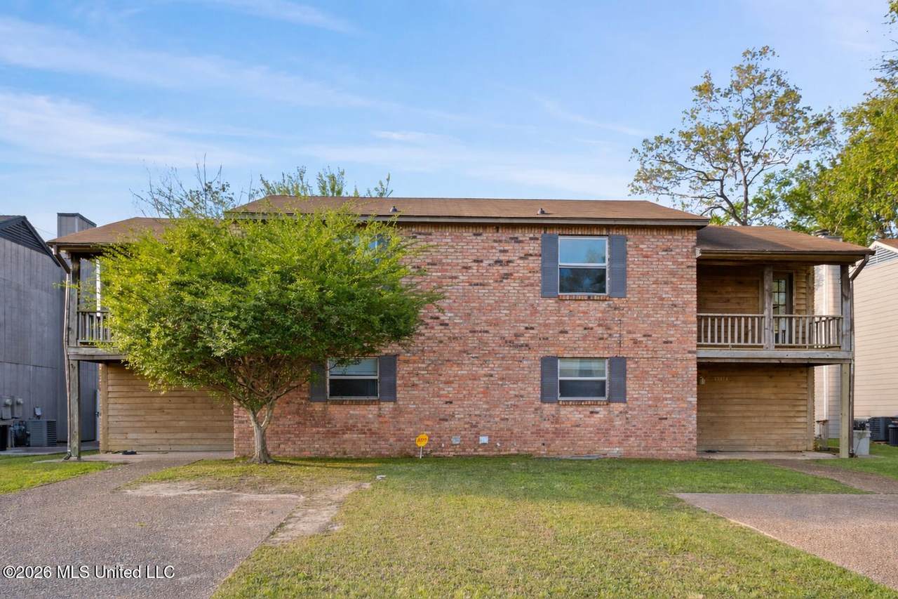 2337 River Oaks Boulevard - Photo 1