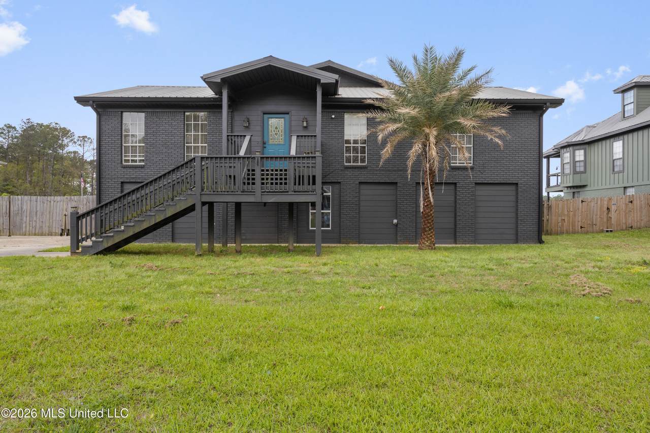 1417 Rue Gentilley - Photo 1