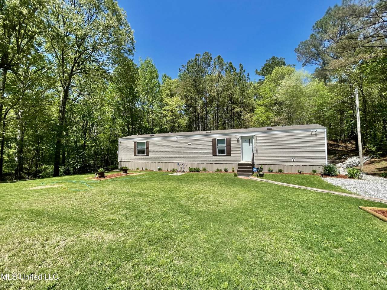 315 Young Road - Photo 1