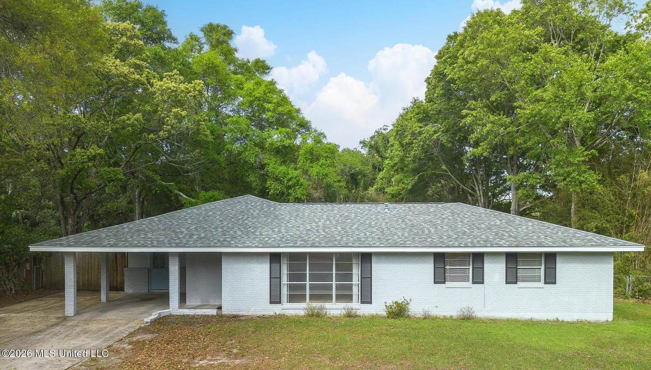 323 Carter Road - Photo 1
