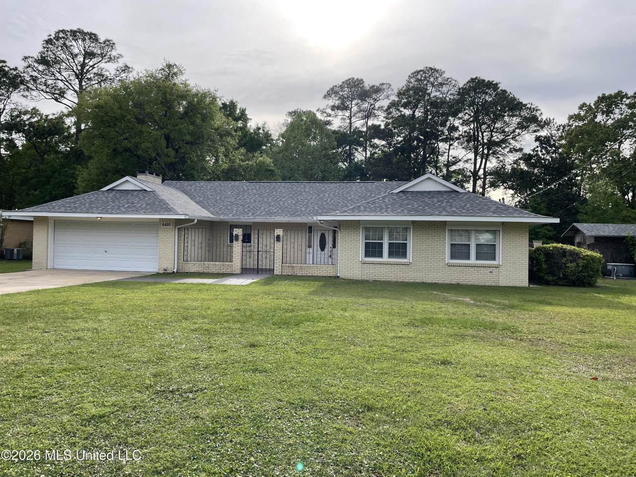 6405 Shore Drive - Photo 1