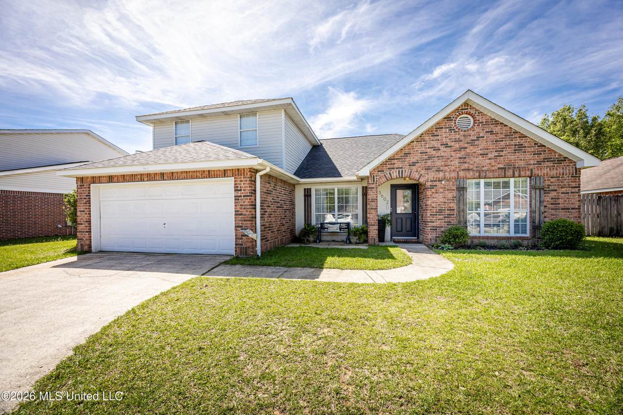 3602 Reeves Lane - Photo 1