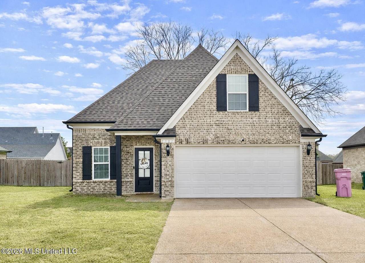 2587 Darlene Street - Photo 1