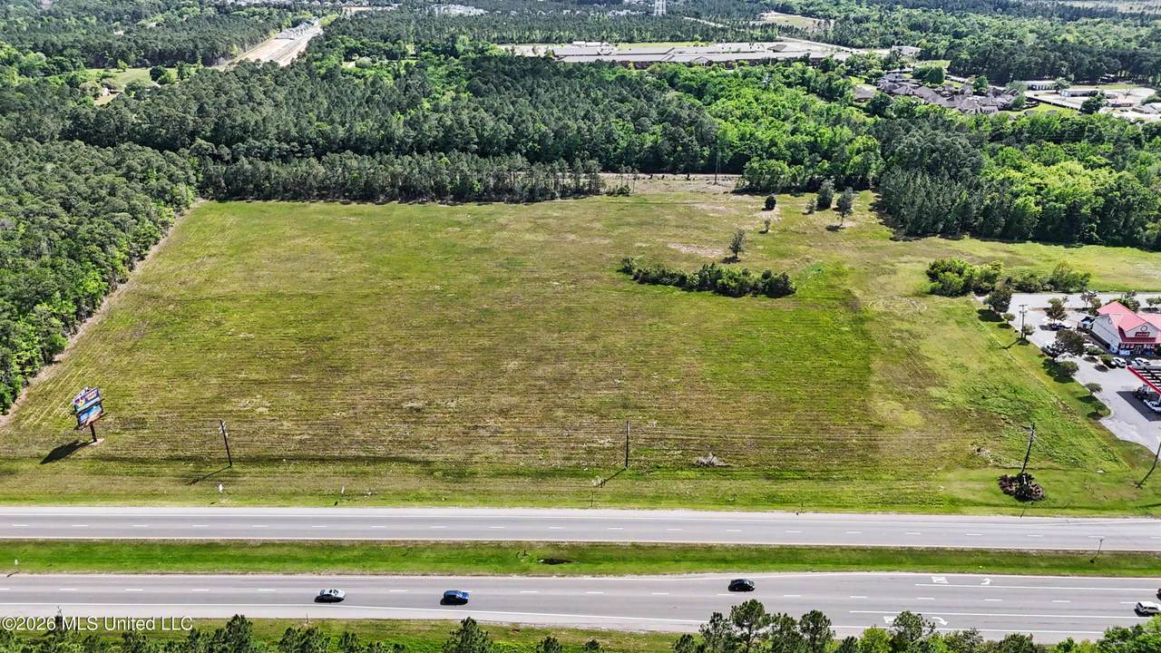  Highway 90 - Photo 1