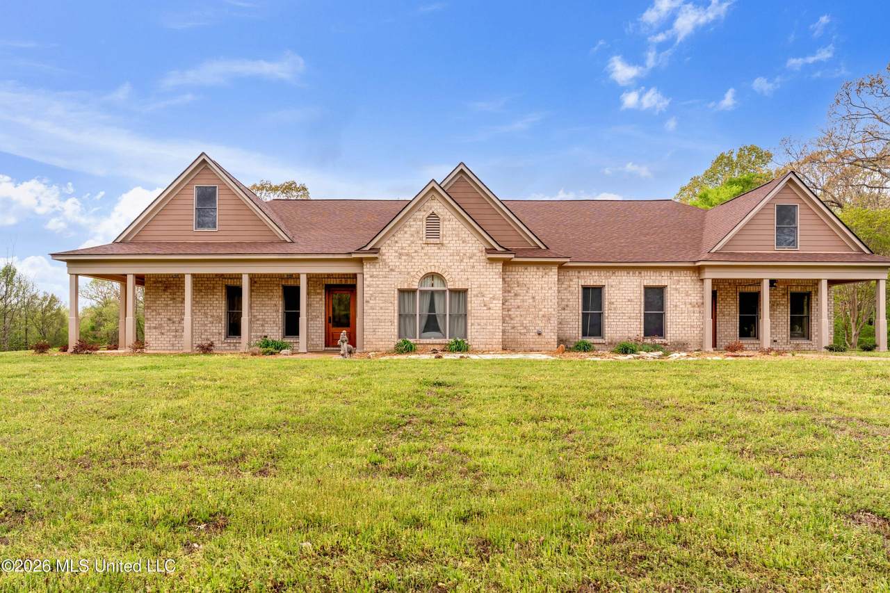 3555 Fogg Road - Photo 1