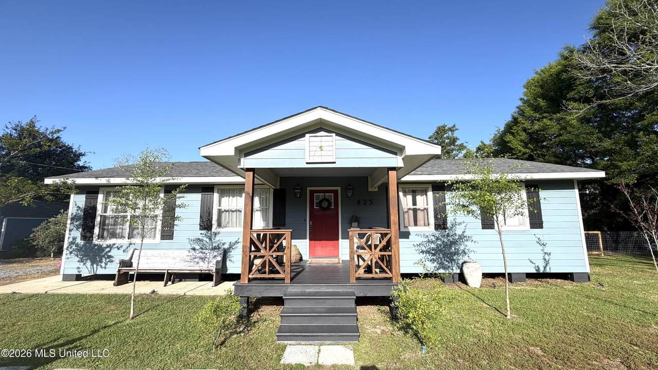 625 Saint Joseph Street - Photo 1