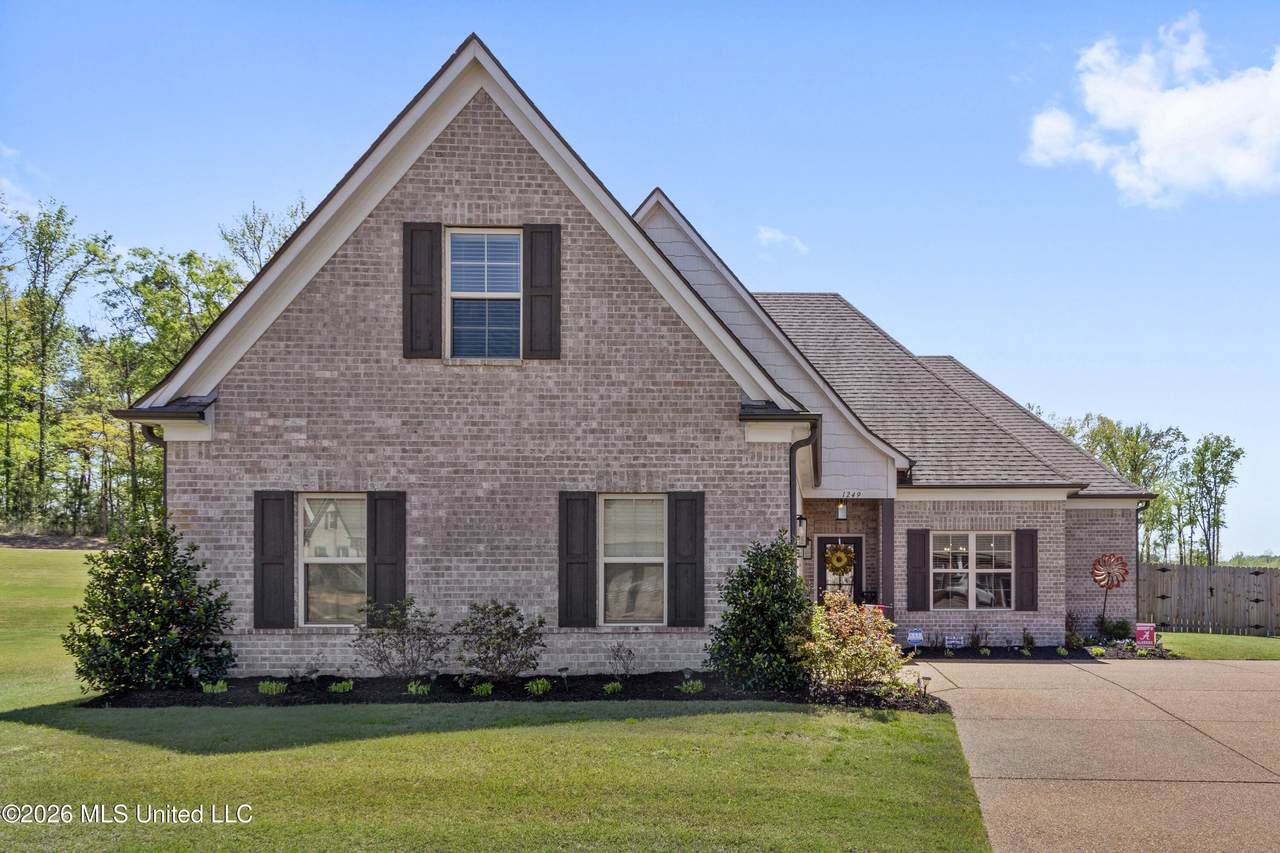 1249 Howell Way - Photo 1