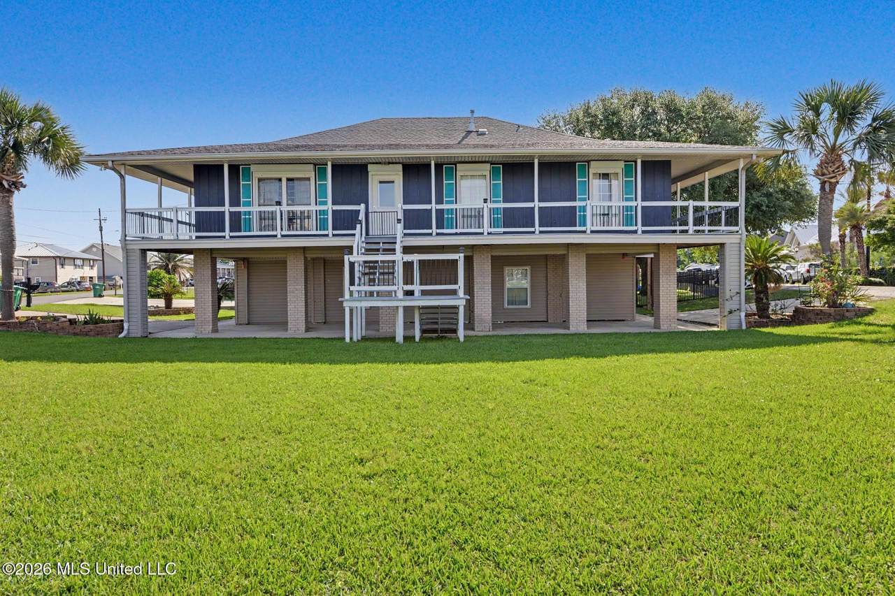 172 Jacqueline Drive - Photo 1