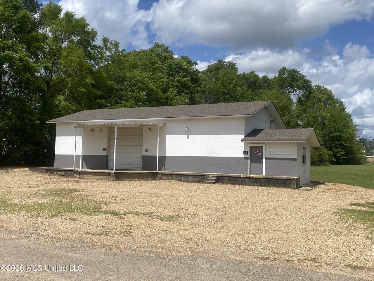 1647 Coy Avenue - Photo 1