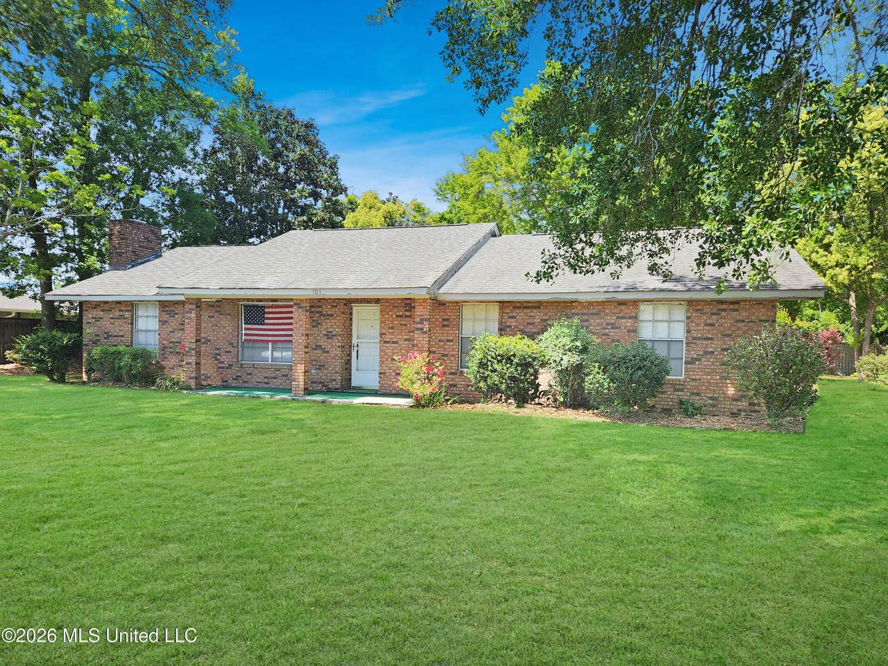 101 Northwood Drive - Photo 1
