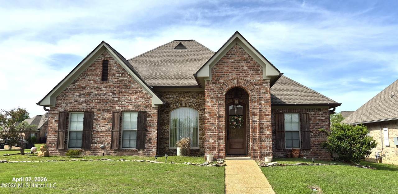 155 Amethyst Drive - Photo 1