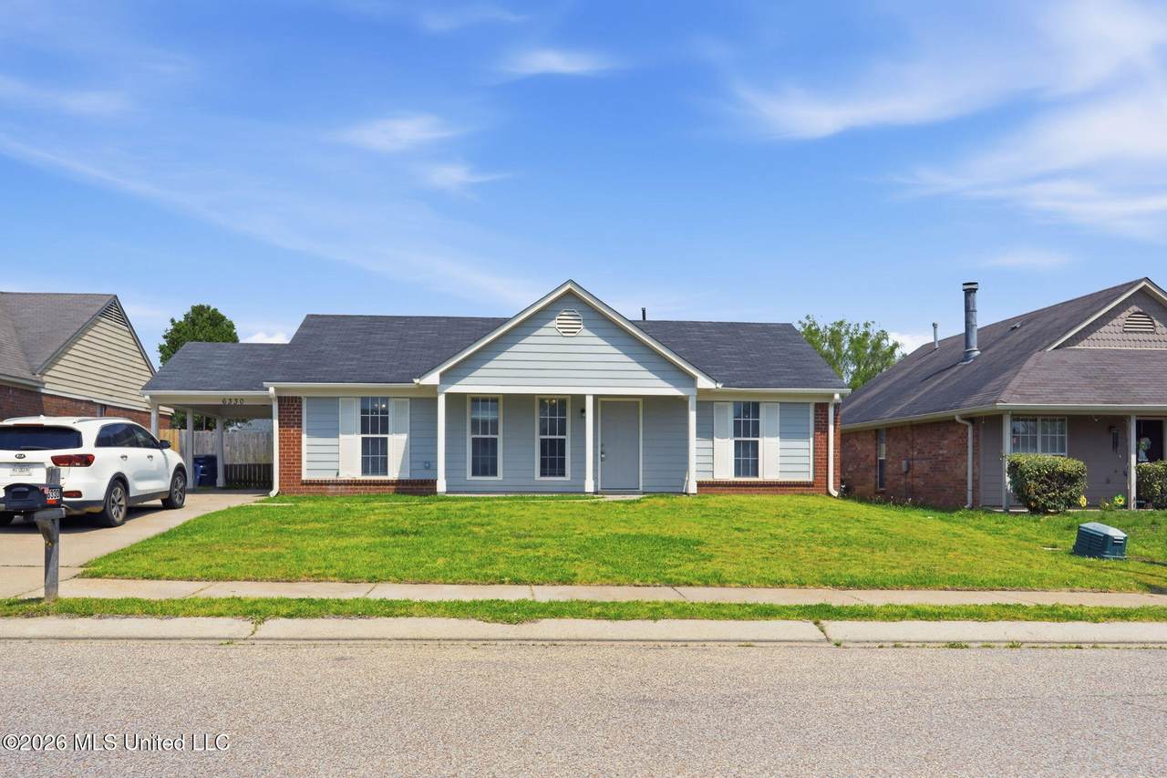 6330 Magnolia Lakes Drive - Photo 1