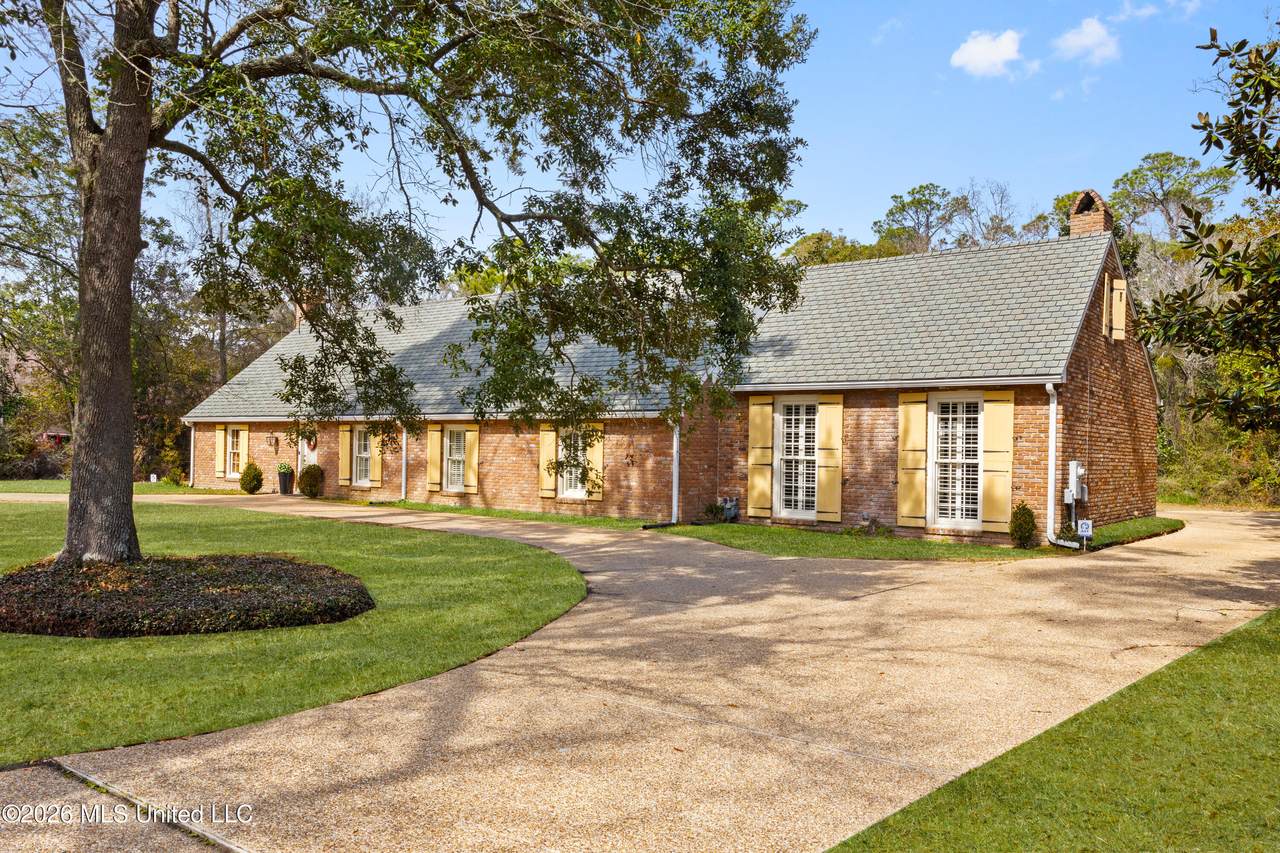 50 Poplar Circle - Photo 1