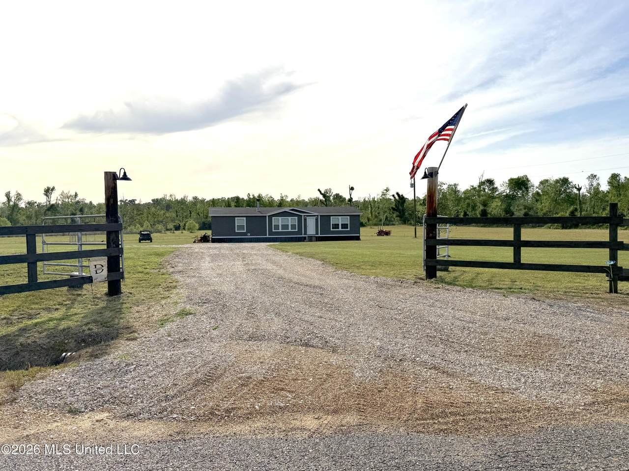 72 Summers Magee Road - Photo 1
