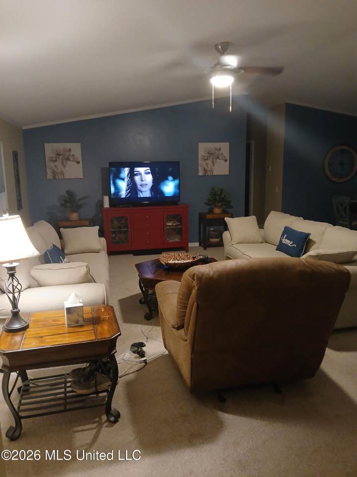 https://bt-photos.global.ssl.fastly.net/united/1280_boomver_1_4147169-2.jpg