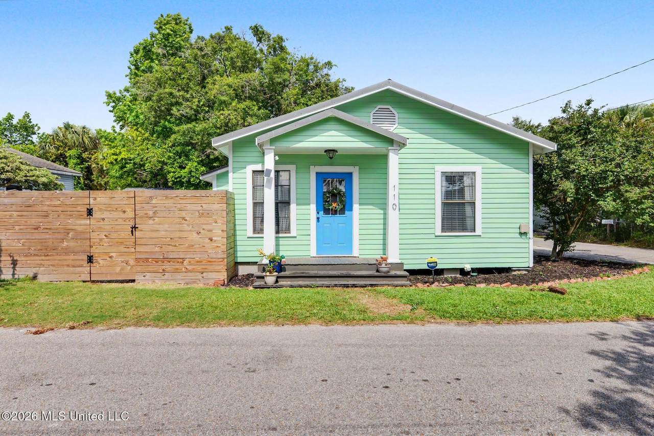 110 Toulme Street - Photo 1