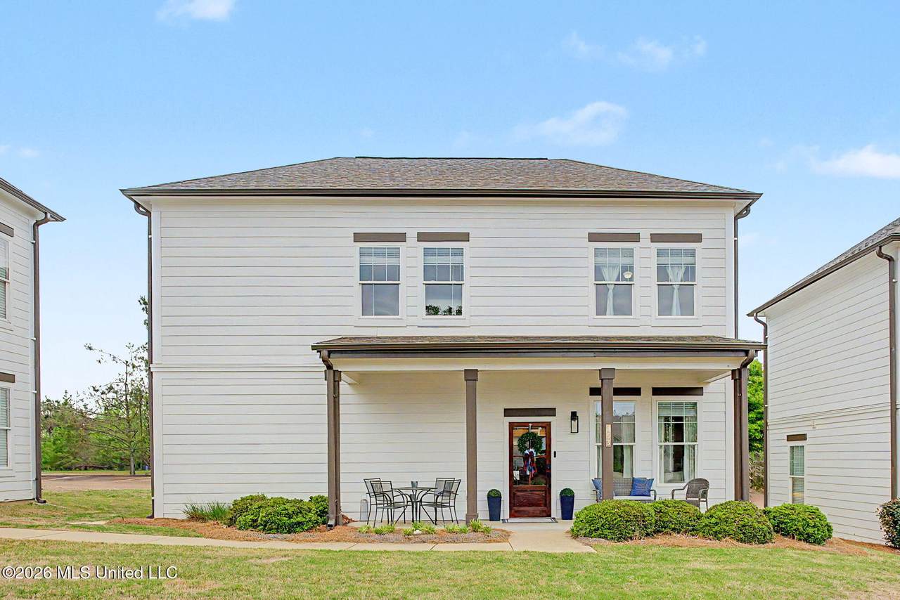 453 Olive Branch Way - Photo 1