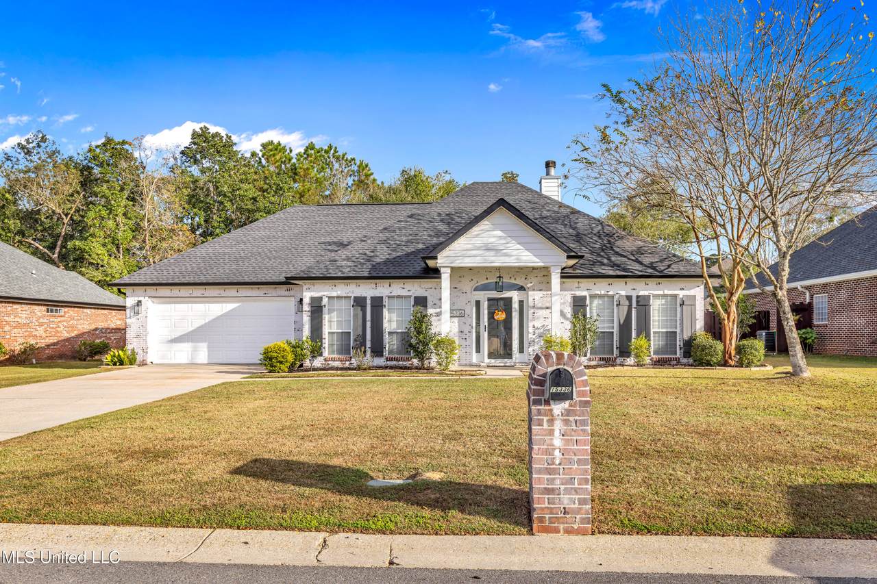 15336 Lakeview Court - Photo 1