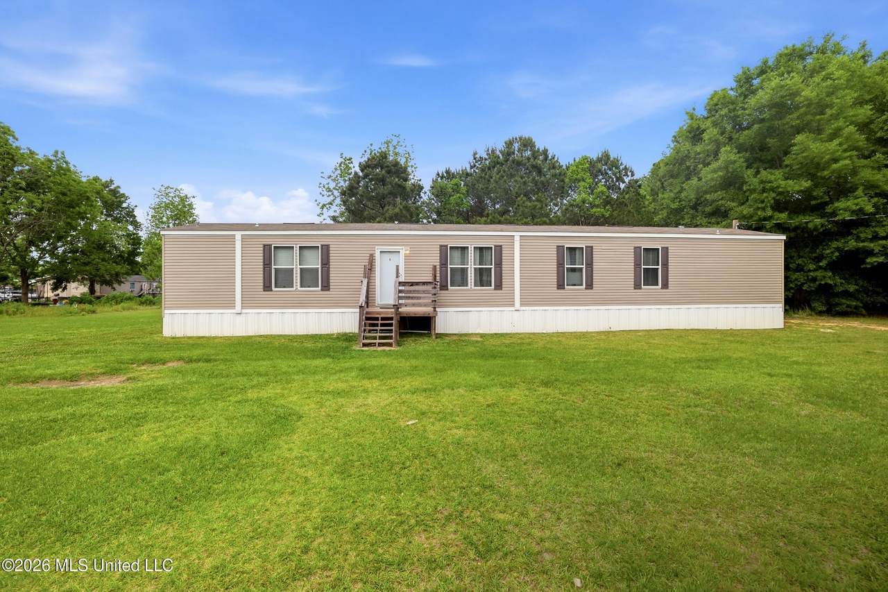 20378 28th Street - Photo 1