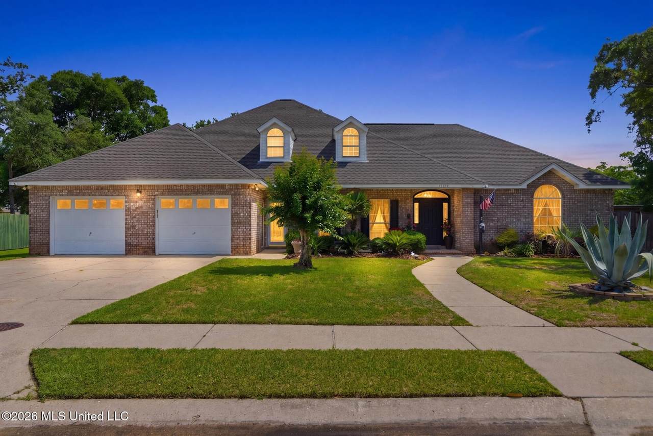 2037 Mauvilla Cove - Photo 1