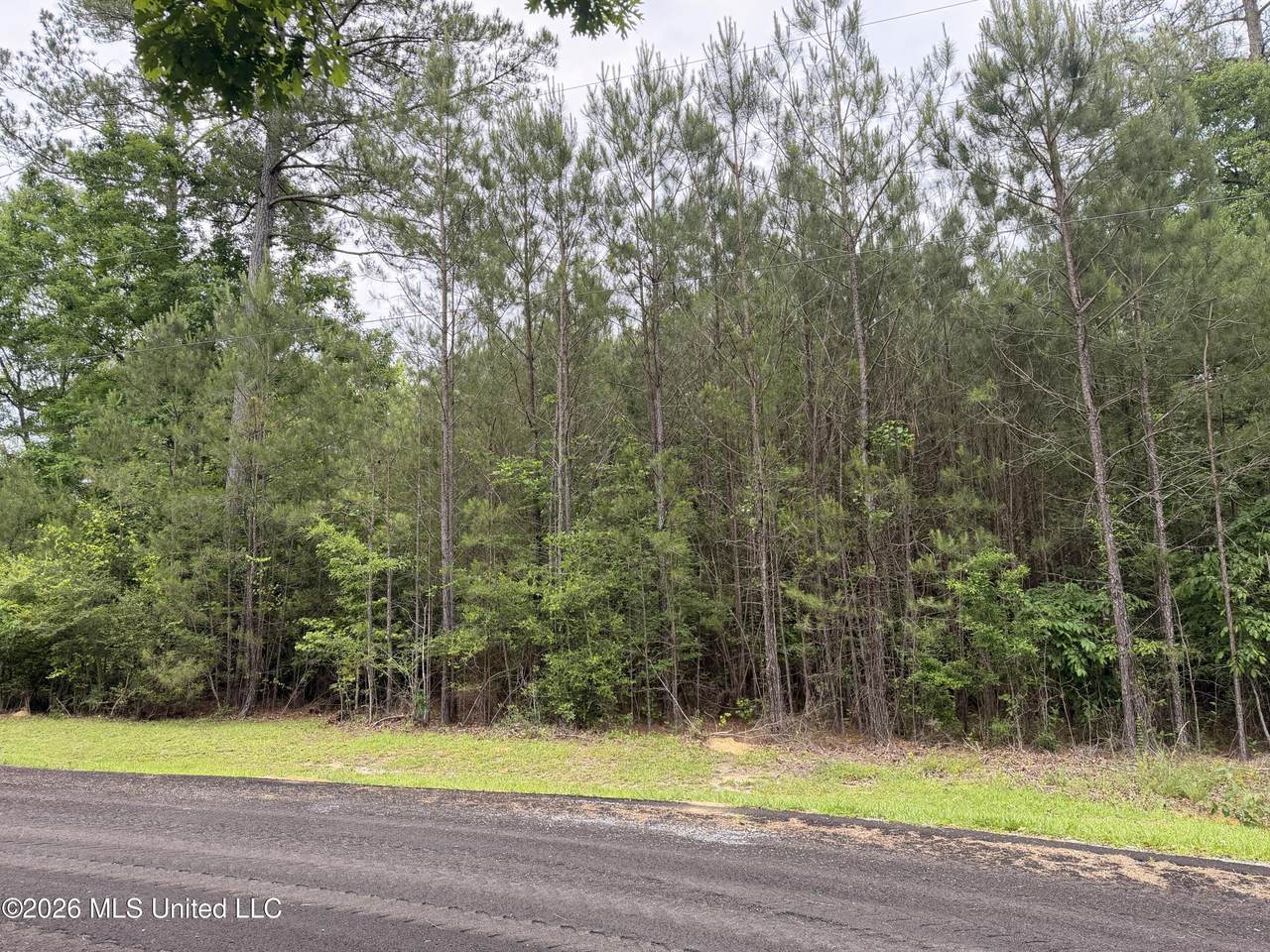 https://bt-photos.global.ssl.fastly.net/united/1280_boomver_1_4148832-2.jpg