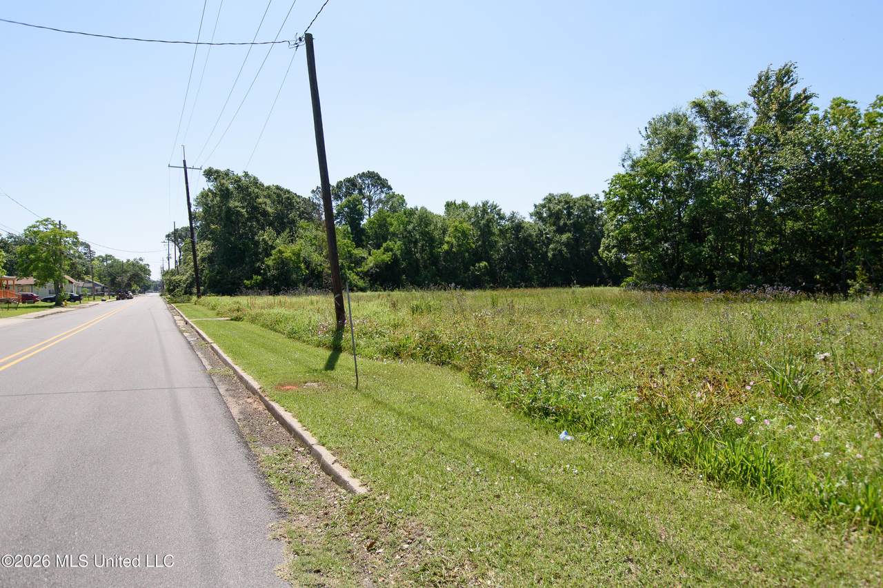  Krebs Avenue - Photo 1