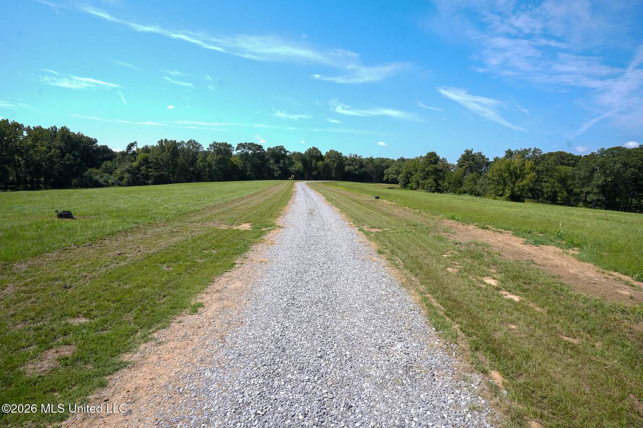 https://bt-photos.global.ssl.fastly.net/united/1280_boomver_1_4150102-2.jpg