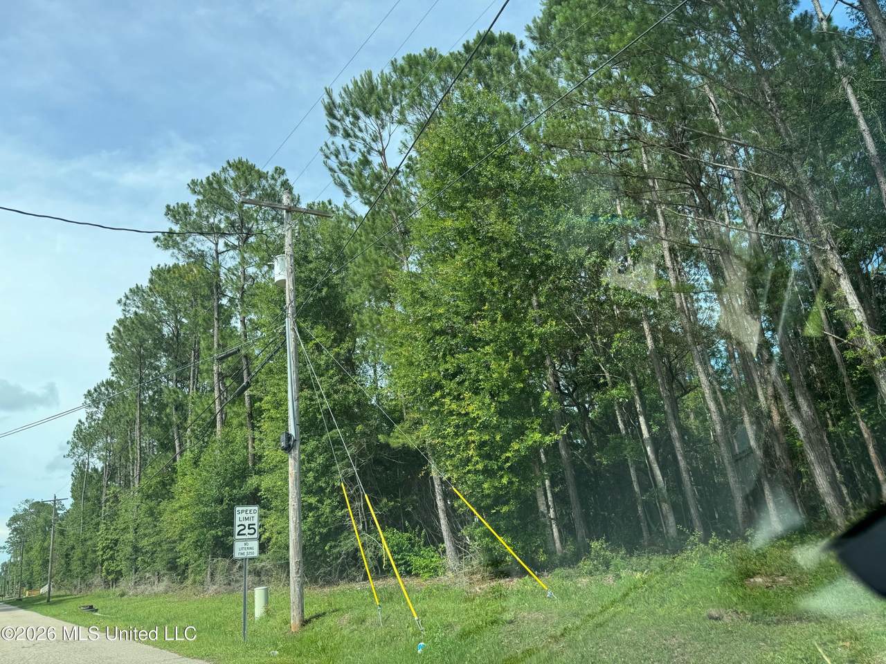 https://bt-photos.global.ssl.fastly.net/united/1280_boomver_1_4150830-2.jpg