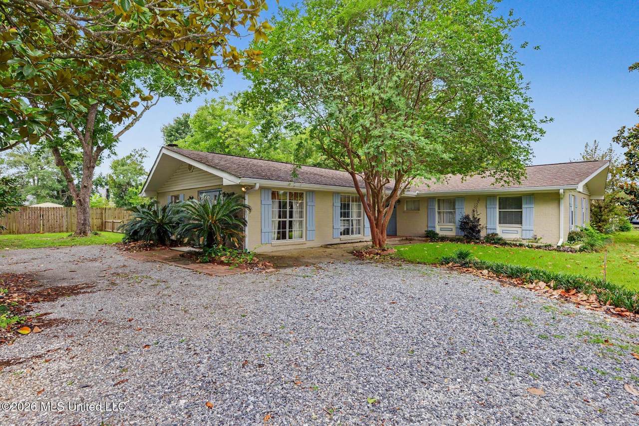 506 Esplanade Avenue - Photo 1