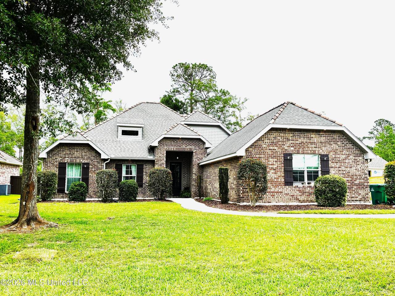 7444 Turnberry Drive - Photo 1