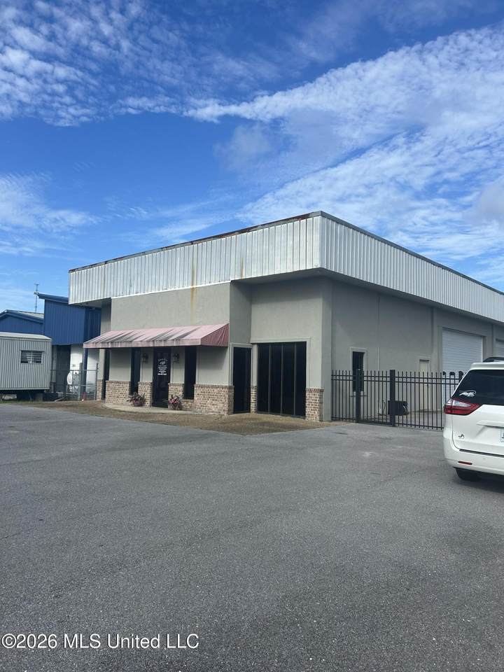 3309 Gautier Vancleave Road - Photo 1