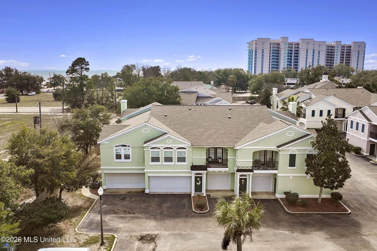 2252 Beach Drive - Photo 1