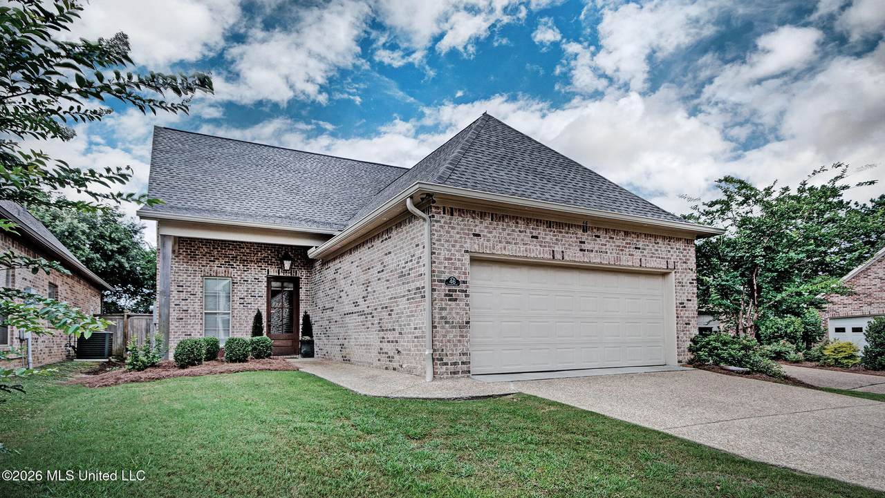 46 Charleston Circle - Photo 1