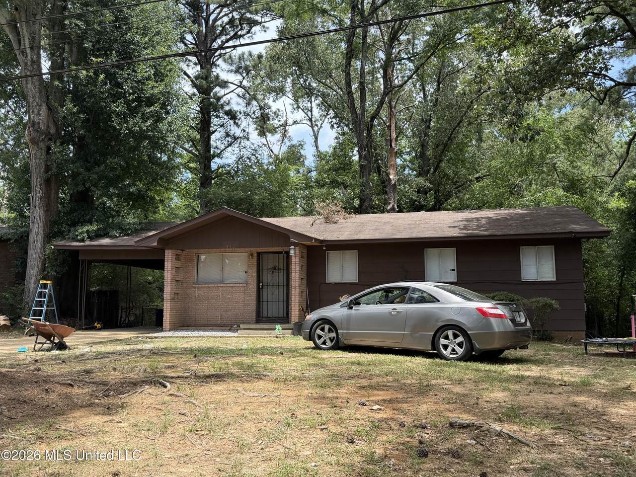 412 Cameron Street - Photo 1