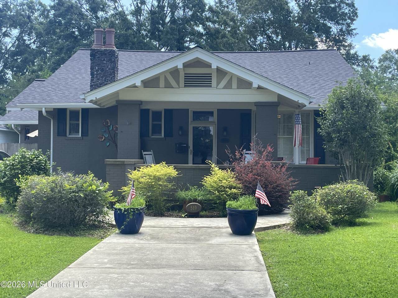 519 Jackson Street - Photo 1